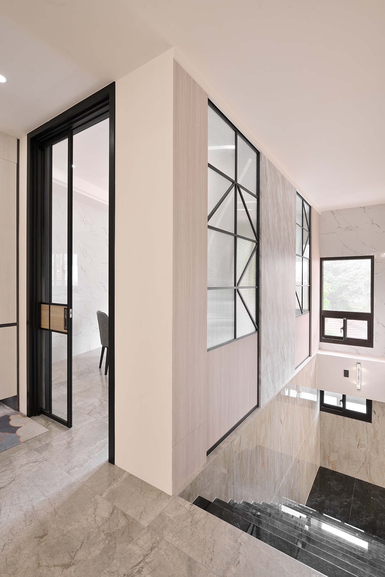 磅礡大尺度透天宅